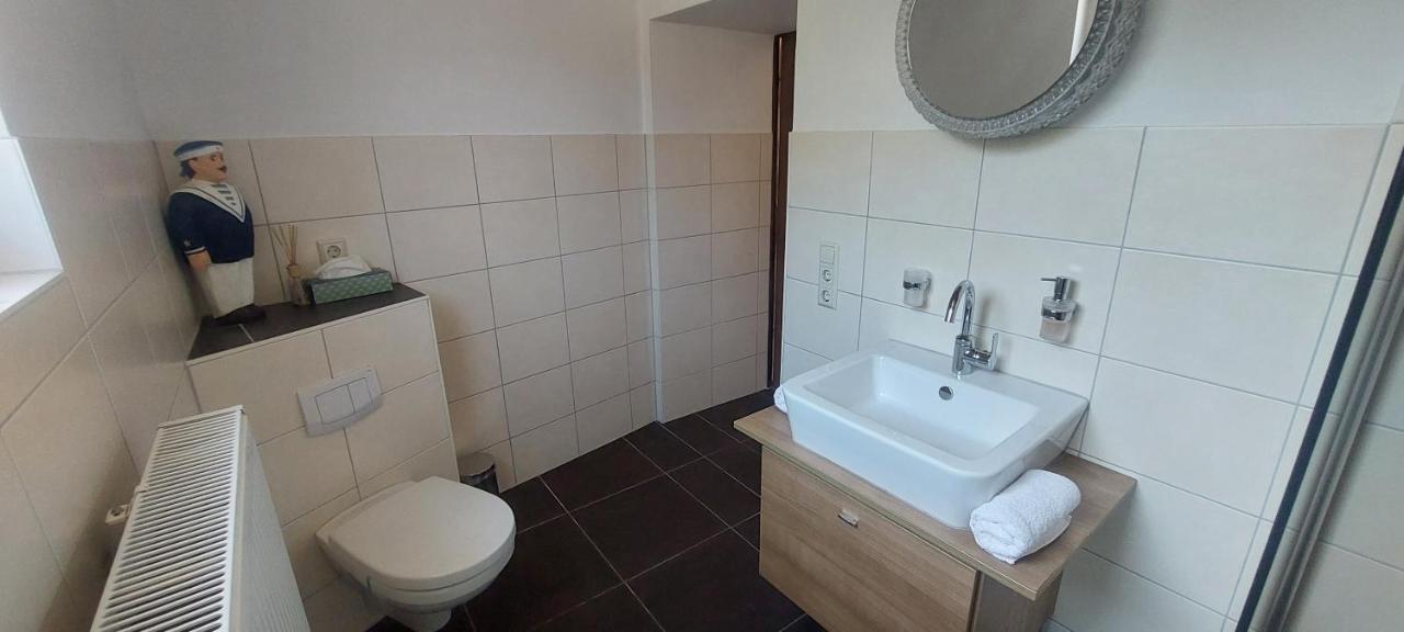 Gaestehaus Frevel Munstermaifeld ภายนอก รูปภาพ